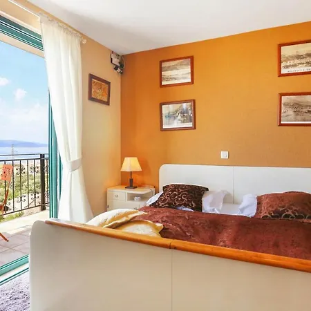 Villa Puharici Sleeps 5 With Pool Air Con And Wifi Makarska